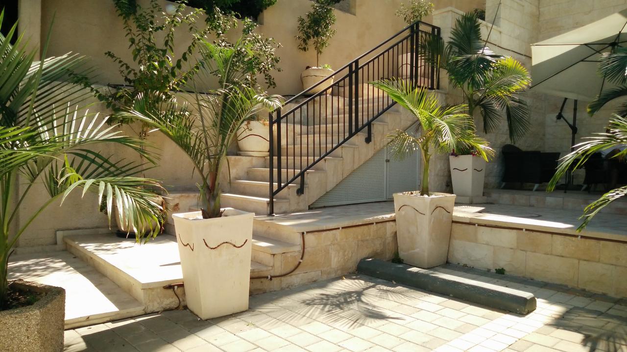 Casa De Aharon Apartments ไฮฟา ภายนอก รูปภาพ